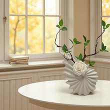 Cadrune Sculptural Shell Vase