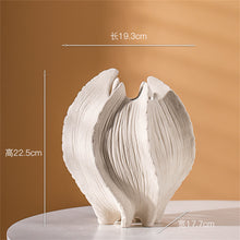 Cadrune Sculptural Shell Vase