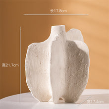 Cadrune Sculptural Shell Vase